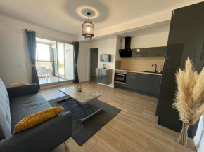 T3 Rénové avec Loggia, Clim et Parking à Argelès-sur-Mer - FR-1-309-422